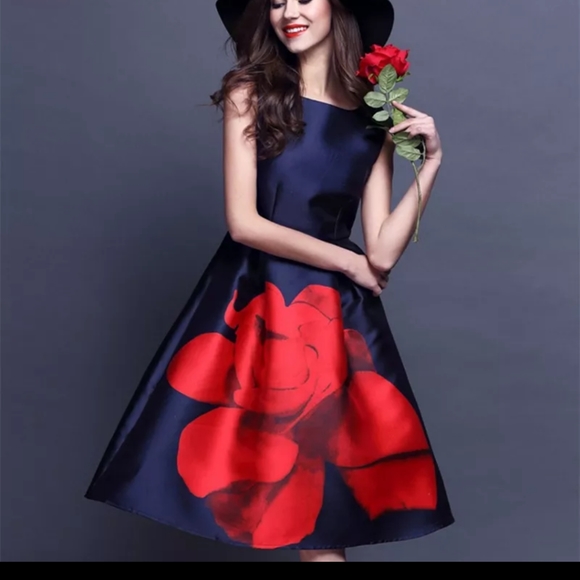 Neiman Marcus Dresses & Skirts - Gorgeous Dress. Size 8